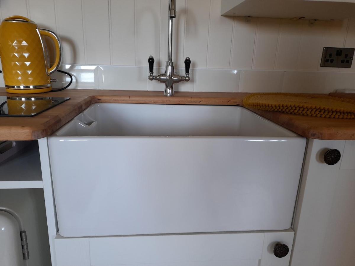 Dinky'S Den Apartman Coverack Kültér fotó