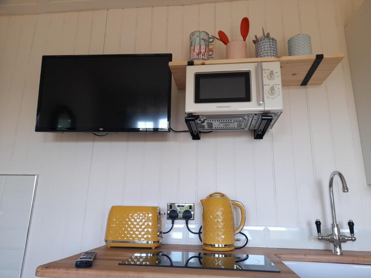 Dinky'S Den Apartman Coverack Kültér fotó